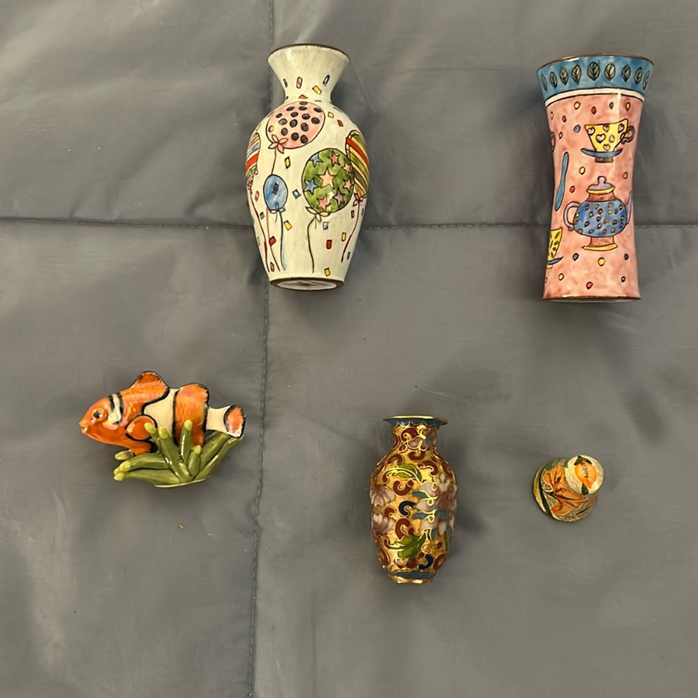 Grouping of Knick Knacks